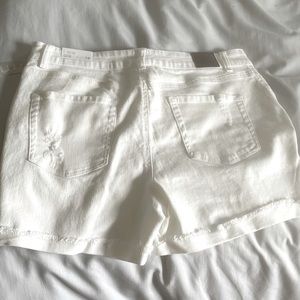 Maurice’s high rise white shorts